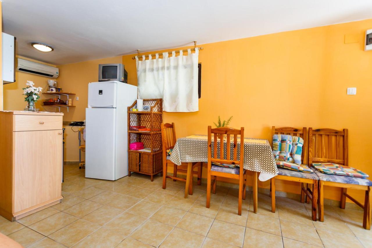 Apartmani Marica Risika Bagian luar foto