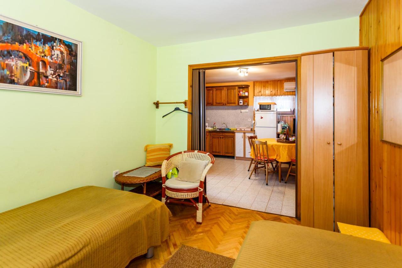 Apartmani Marica Risika Bagian luar foto