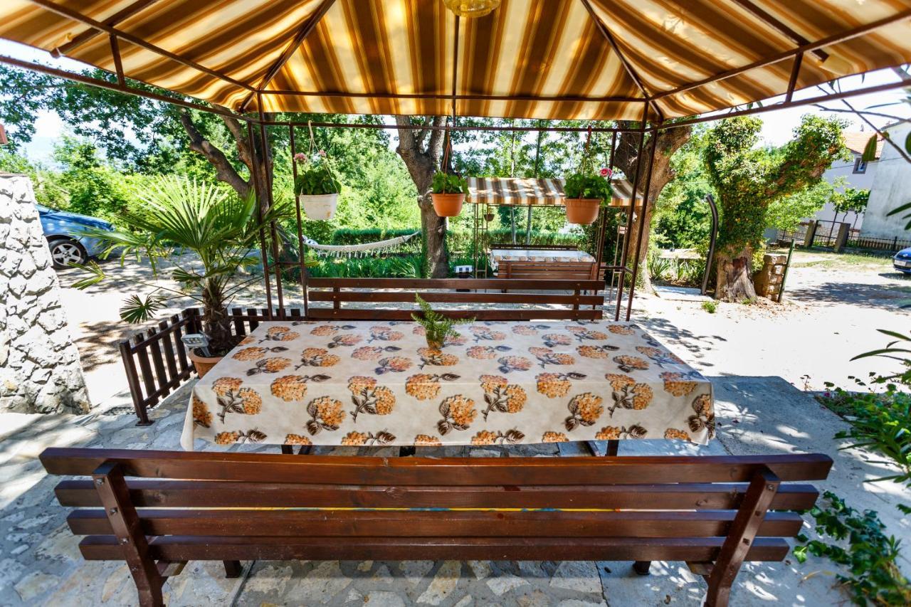 Apartmani Marica Risika Bagian luar foto